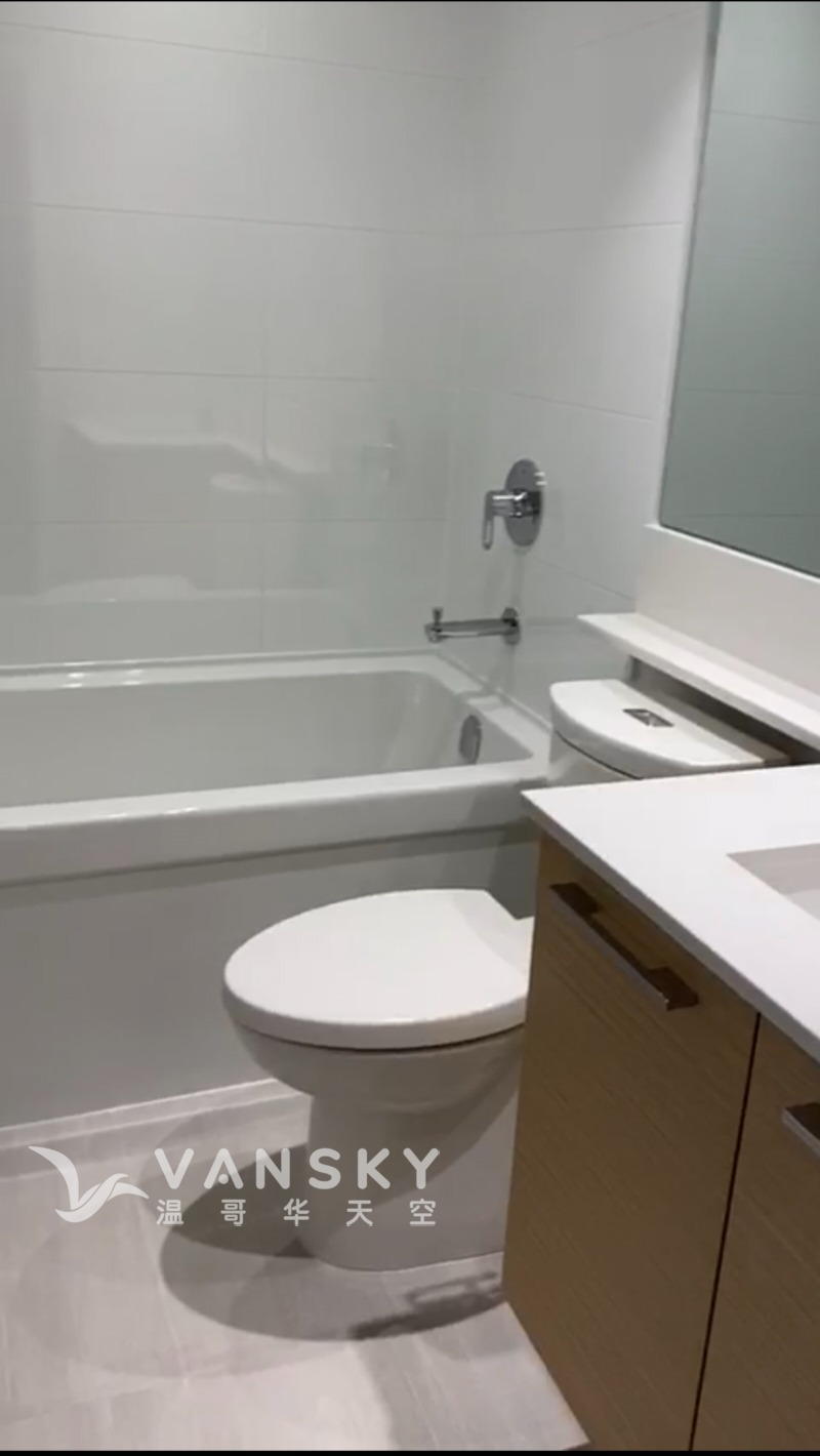 250724022344_bathroom 2.jpg